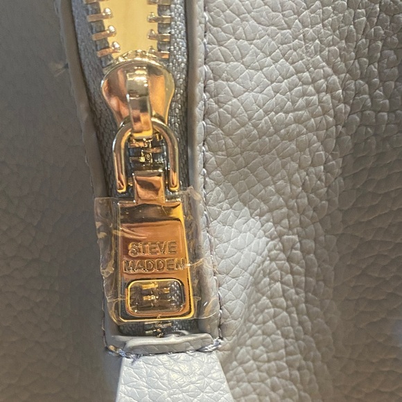 Steve Madden Sky Blue Embossed Shoulder Bag - Picture 6 of 9